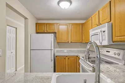 12615 100th Lane NE #M161, Kirkland, WA 98034 - Photo 11