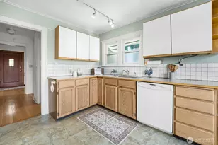 8248 16th Ave NE, Seattle, WA 98115 - Photo 11