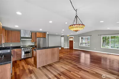 1203 30th Street, Anacortes, WA 98221 - Photo 9