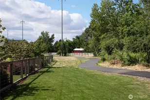 378 Chardonnay Ct, Walla Walla, WA 99362 - Photo 29