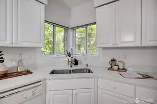 4808 NE Sunset Blvd, Renton, WA 98059 - Photo 7