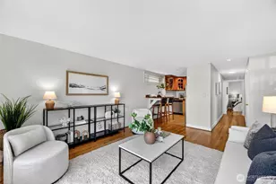 3039 61st Ave SW, Seattle, WA 98116 - Photo 7