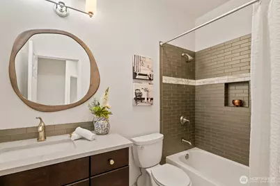 18560 NE 57th Street, Redmond, WA 98052 - Photo 19