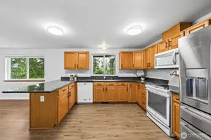 2111 22nd Ave SE, Puyallup, WA 98372 - Photo 11