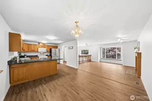 2111 22nd Ave SE, Puyallup, WA 98372 - Photo 9