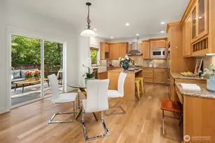 16137 Northup Way, Bellevue, WA 98008 - Photo 19