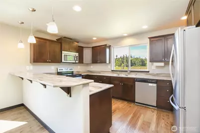 369 Hocker Street, Coupeville, WA 98239 - Photo 5