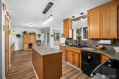 7419 214th Ave E, Bonney Lake, WA 98391 - Photo 17