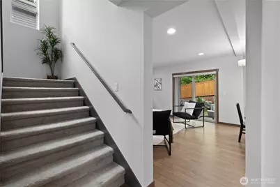 18320 3rd Drive SE, Bothell, WA 98012 - Photo 17