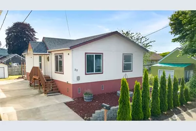 317 M Street, Hoquiam, WA 98550 - Photo 1