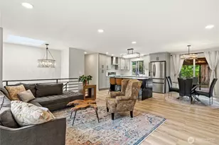 11212 NE 145th St, Kirkland, WA 98034 - Photo 3