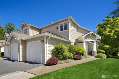 23748 SE 36th Lane, Sammamish, WA 98029 - Photo 3