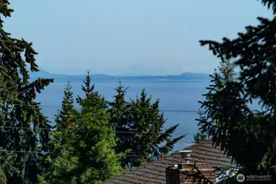 136 Oakcrest Avenue, Port Angeles, WA 98362 - Photo 5