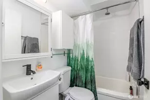 752 Bellevue Ave E, Seattle, WA 98102 - Photo 15