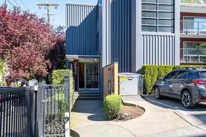 752 Bellevue Avenue E #208, Seattle, WA 98102 - Photo 1