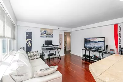 752 Bellevue Avenue E #208, Seattle, WA 98102 - Photo 9