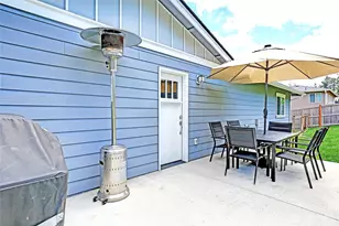 1212 View St, Camano Island, WA 98282 - Photo 37