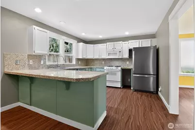1016 49th Place SW, Everett, WA 98203 - Photo 7