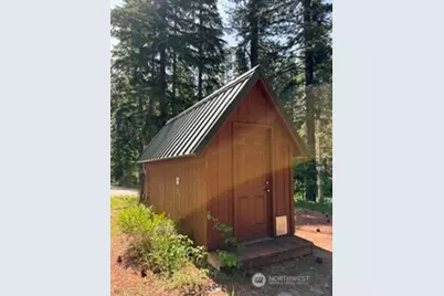 19045 Gill Creek Road, Lake Wenatchee, WA 98826 - Photo 13