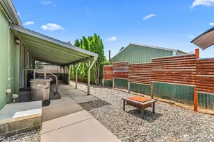 136 29th St NW, East Wenatchee, WA 98802 - Photo 23