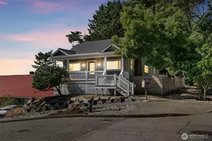 300 NW 47th St, Seattle, WA 98107 - Photo 35