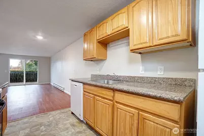 15409 9th Avenue SW, Burien, WA 98166 - Photo 5