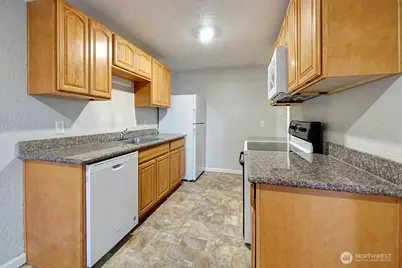 15409 9th Avenue SW, Burien, WA 98166 - Photo 21