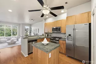 129 Cougar Ridge Rd NW, Issaquah, WA 98027 - Photo 7