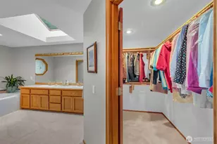15454 SE 67th St, Bellevue, WA 98006 - Photo 23