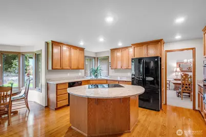 [Address not provided], Bellevue, WA 98006 - Photo 9
