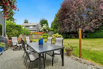 7634 116th Court SE, Newcastle, WA 98056 - Photo 17
