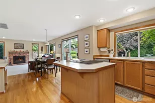 7634 116th Ct SE, Newcastle, WA 98056 - Photo 7