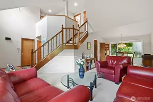7634 116th Ct SE, Newcastle, WA 98056 - Photo 3