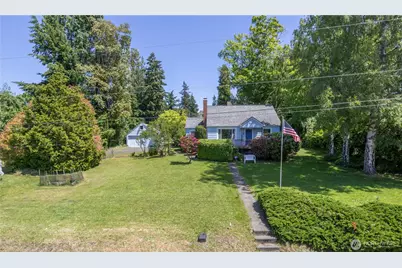209 Tracy Avenue, Port Orchard, WA 98366 - Photo 1