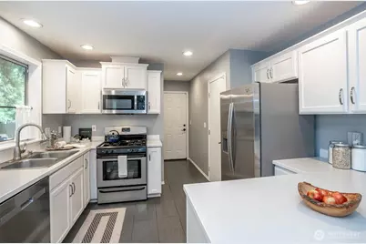 22509 133rd Avenue Ct E, Graham, WA 98338 - Photo 9