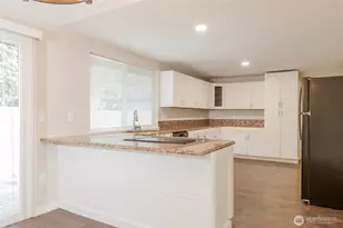 15623 90 Ave Ct E, Puyallup, WA 98375 - Photo 7