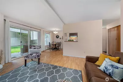 1120 8th Street NE #5, Auburn, WA 98002 - Photo 5