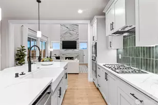 20410 150th St E, Bonney Lake, WA 98391 - Photo 7