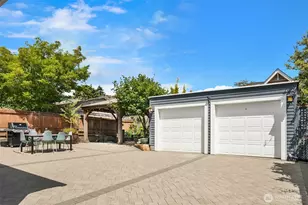 3918 Wallingford Ave N, Seattle, WA 98103 - Photo 15