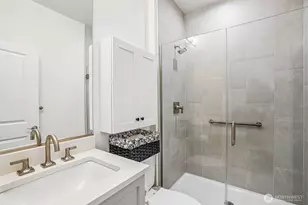 4714 N Elk Dr, Camas, WA 98607 - Photo 5