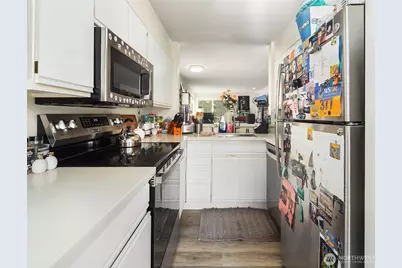 3056 60th Avenue SW, Seattle, WA 98116 - Photo 7
