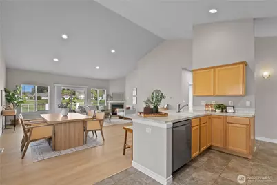 7954 W Golf Course Drive, Blaine, WA 98230 - Photo 13