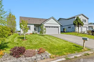 7954 W Golf Course Dr, Blaine, WA 98230 - Photo 3