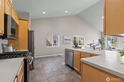7954 W Golf Course Drive, Blaine, WA 98230 - Photo 15