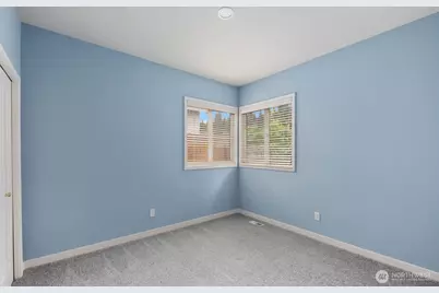 5529 Elizabeth Loop SE, Auburn, WA 98092 - Photo 17