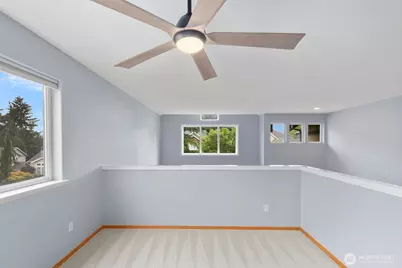 5529 Elizabeth Loop SE, Auburn, WA 98092 - Photo 21