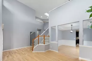 5529 Elizabeth Loop SE, Auburn, WA 98092 - Photo 5