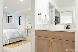 421 N 63rd St, Seattle, WA 98103 - Photo 29