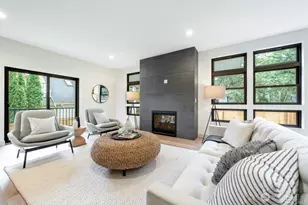 421 N 63rd St, Seattle, WA 98103 - Photo 3