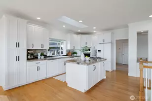 1124 2nd St, Mukilteo, WA 98275 - Photo 15